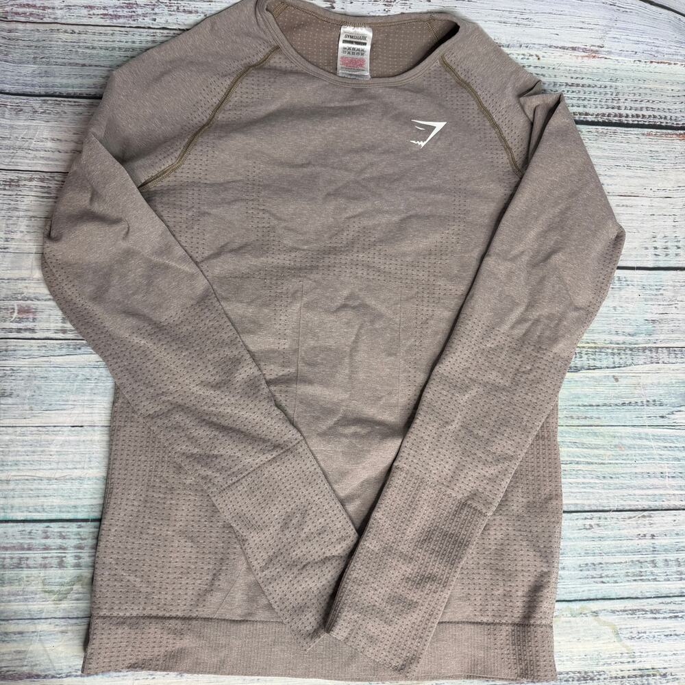 Gymshark Seamless Long Sleeve Workout Top Womens Small Taupe Thumbholes